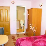 Apartament Orchideia *